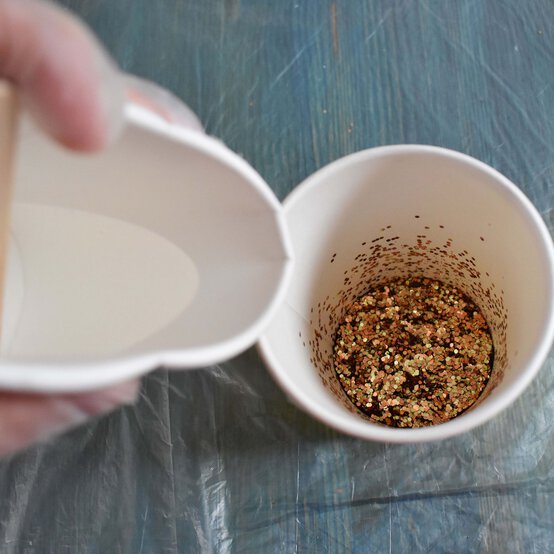 resin-cutting-board-step-2_3.jpg?sw=554&q=85