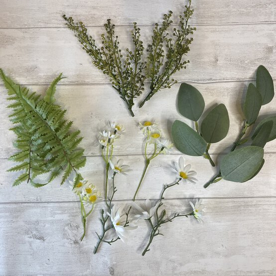 spring-garland-3c.jpeg?sw=554&q=85