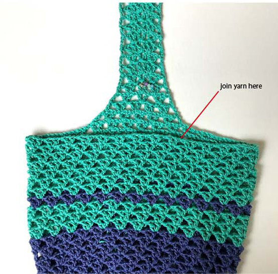 very-v-stitch-bag1.jpg?sw=554&q=85