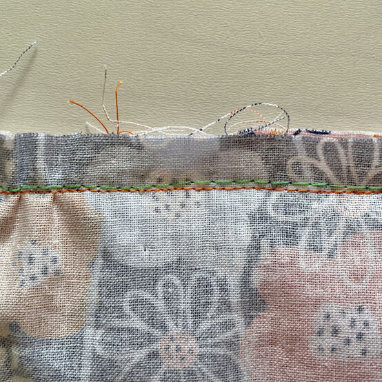 ideas_how-to-sew-a-ruffle-cushion_step-8c.jpg?sw=554&q=85