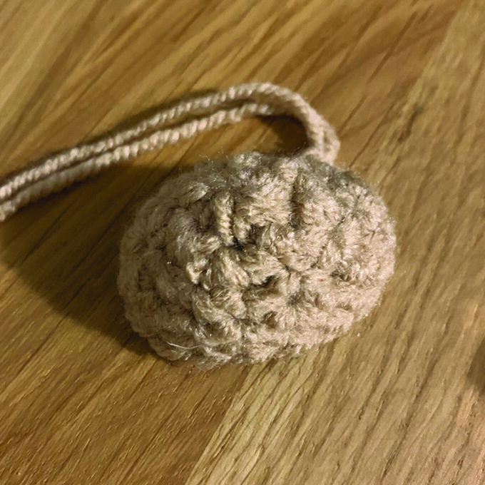 idea_How-to-Crochet-an-Amigurumi-Bear_Nose.jpg?sw=680&q=85