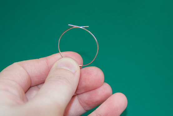 wine-glass-charms-14-of-40-edit.jpg?sw=554&q=85