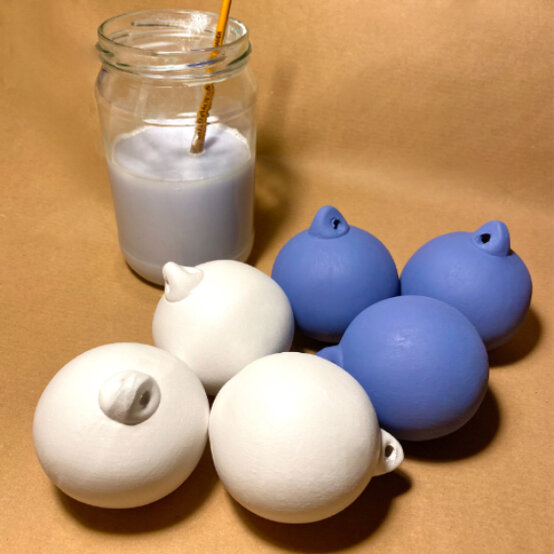 scandi-inspired-baubles-step-1.jpg?sw=554&q=85