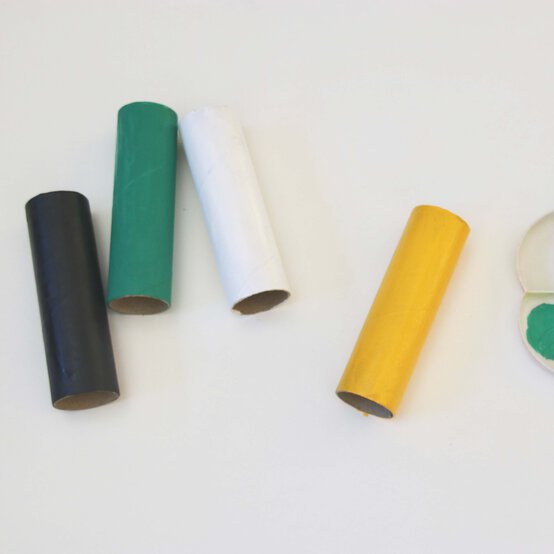 halloween-cardboard-tubes-1-square.jpg?sw=554&q=85