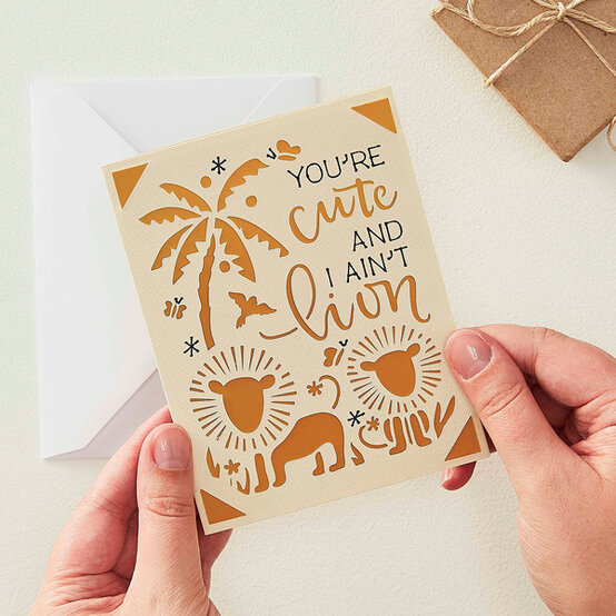 idea_get-started-in-cricut-joy_aperture.jpg?sw=554&q=85