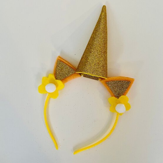 How_to_Make_a_Unicorn_Head_Dress_%209.jpeg?sw=554&q=85