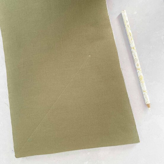 Idea_how-to-make-a-quilted-stocking_step5b.jpg?sw=554&q=85