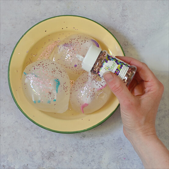 unicorn-eggs_ice-play-ideas37.jpg?sw=554&q=85