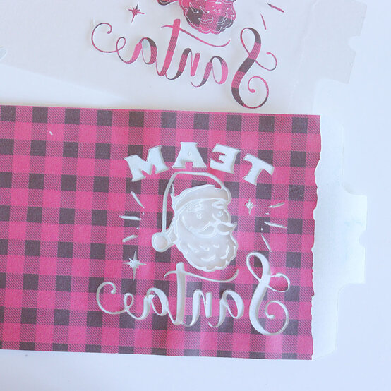 santa-mug-step-3.1.jpg?sw=554&q=85