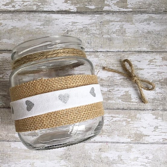 bridal_decorations_jar_5.jpg?sw=554&q=85