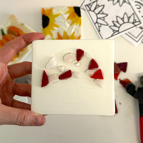 idea%5Fautumn%2Dmosaic%2Dcoasters%5Fstep5.png?sw=554&q=85