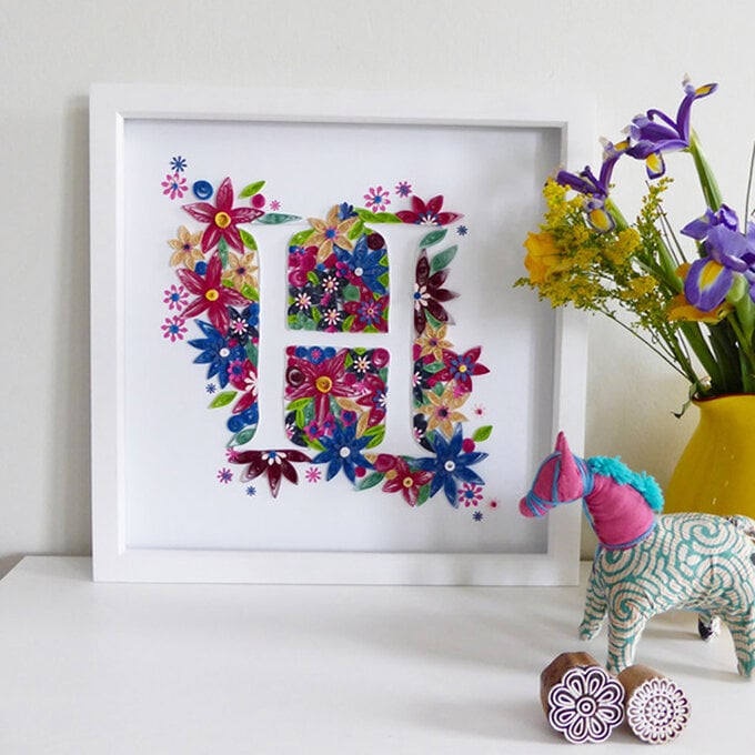 floral-quilled-box-frame.jpg?sw=680&q=85