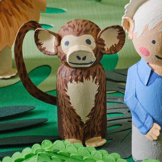 david-attenborough-peg-dolls_2_monkey.jpg?sw=554&q=85