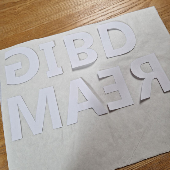 idea%5Fembroidered%2Dkids%2Dbunting%5Fstep%2D71.jpg?sw=554&q=85