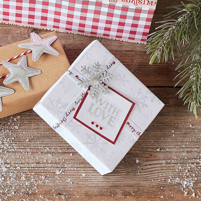 three-ways-to-make-handmade-christmas-gift-wrap_christmas-gift-wrap_stamped-gift-wrap.jpg?sw=680&q=85