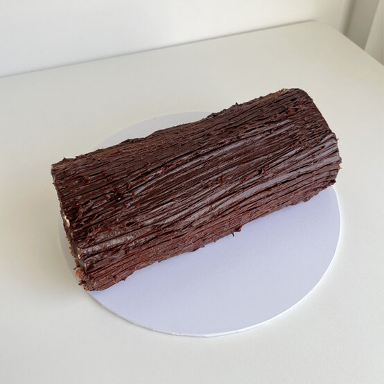 idea_christmas-botanical-yule-log_step20b.jpg?sw=554&q=85