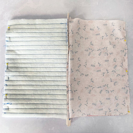 how-to-sew-a-quilted-makeup-bag_step12b.jpg?sw=554&q=85