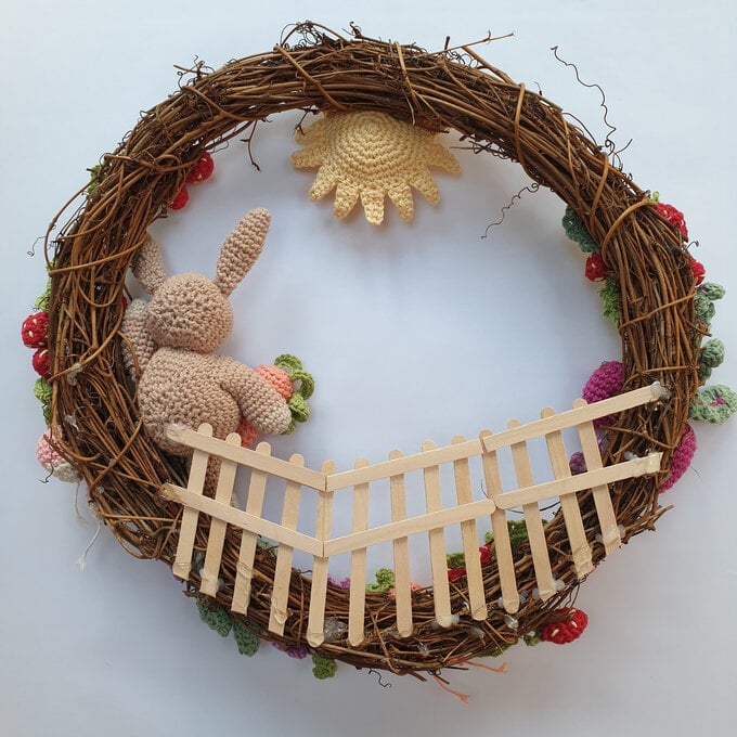 how_to_crochet_a_spring_wreath_easter-natalie-17.jpg?sw=680&q=85