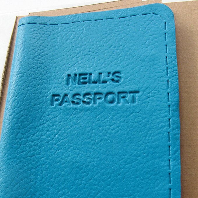 fimo-leather-effect-passport-cover-14b.jpg?sw=680&q=85