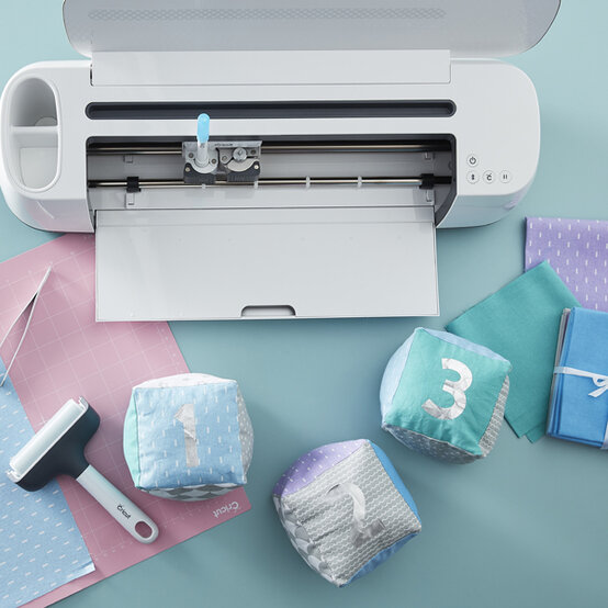sew-baby-blocks-cricut-square2.jpg?sw=554&q=85