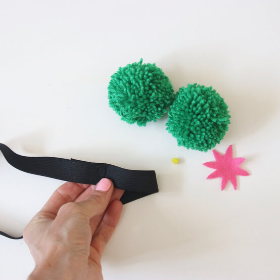 cactus-costume-5-square.jpg?sw=554&q=85