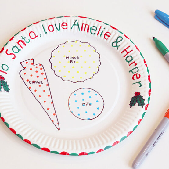 kids-santa-box-6a.jpg?sw=554&q=85