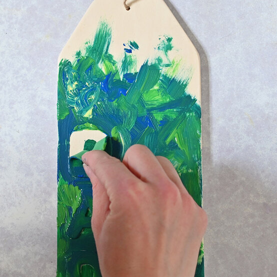 4_father_days_gifts_using_wooden_blanks_wall_hanging_5.jpg?sw=554&q=85