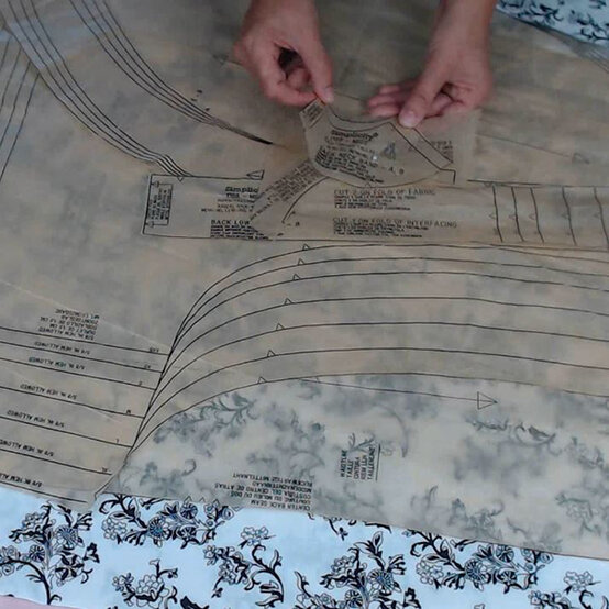 mlr-kimono-2.jpg?sw=554&q=85