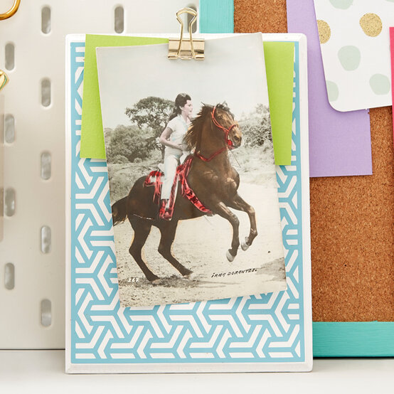 photo-plaque.jpg?sw=554&q=85