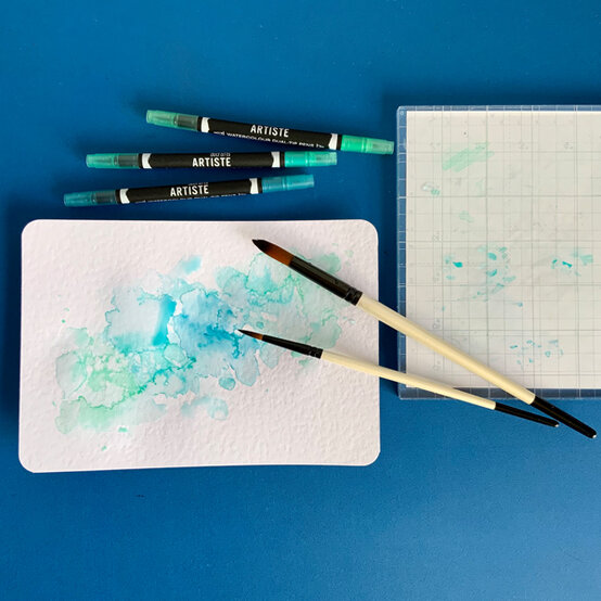 idea_anniversary-card_step4.jpg?sw=554&q=85