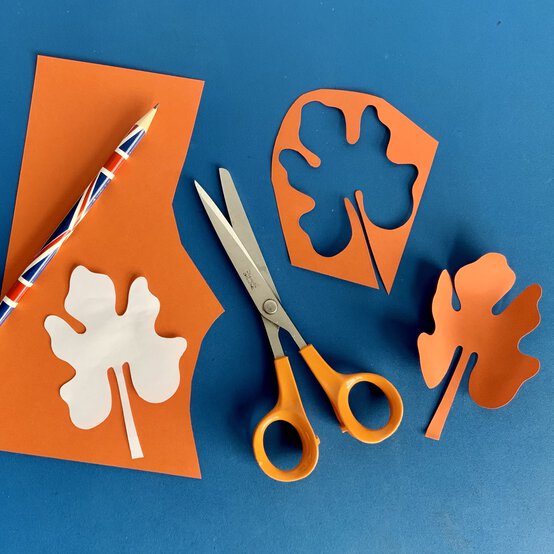 Idea_how-to-make-paper-pumpkins_step12.jpg?sw=554&q=85