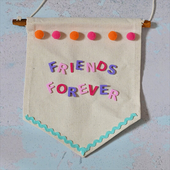 crafts-for-international-friendship-day38.jpg?sw=554&q=85