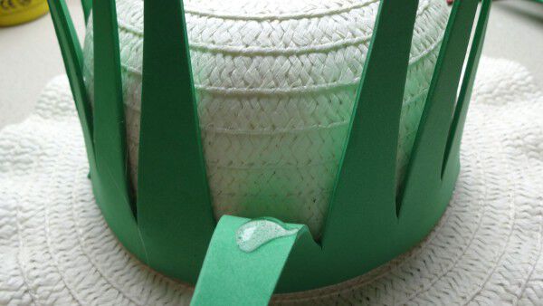 How to Make a Spectacular Easter Bonnet 