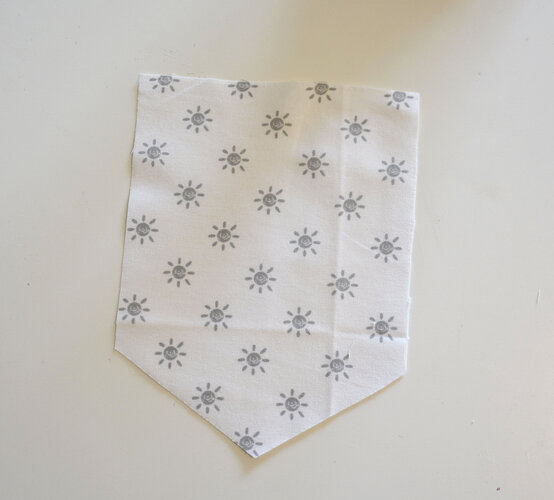 cricut_how_to_make_a_nursery_wall_hanging_step9_3.jpg?sw=554&q=85