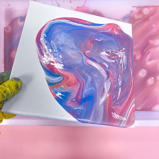 fluid-pouring_step3_3.jpg?sw=554&q=85