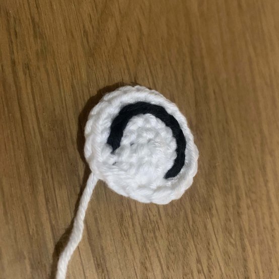 Idea_how-to-crochet-amigurumi-safari-animals_toucan_step6b.jpg?sw=554&q=85