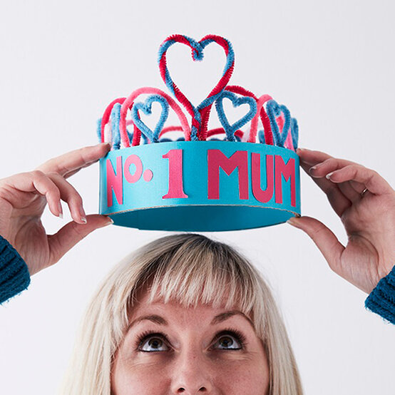 idea_mothers-day-kids_crown.jpg?sw=554&q=85