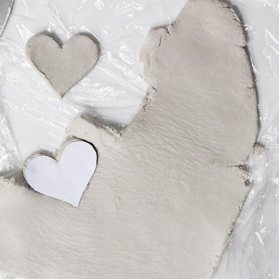 clay-best-friend-necklaces-1.jpg?sw=554&q=85