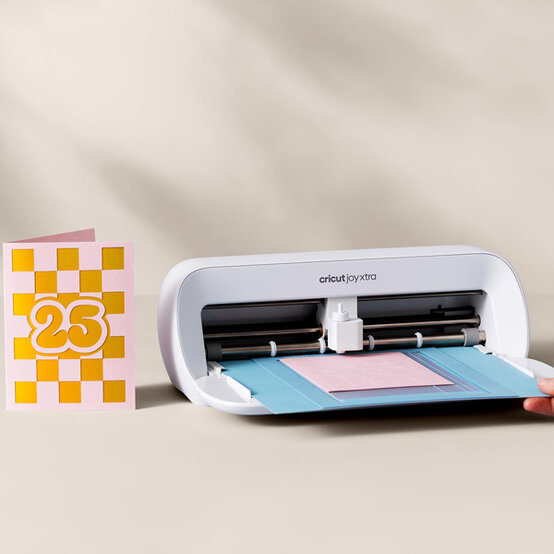 idea_get-started-in-cricut-joy-xtra_about1.jpg?sw=554&q=85
