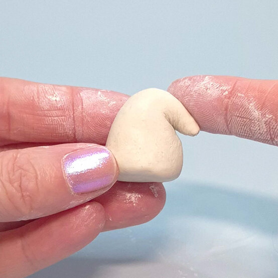 idea%5Fnovelty%2Dchristmas%2Ddecorations%2Dfrog%5Fstep%2D09.jpg?sw=554&q=85