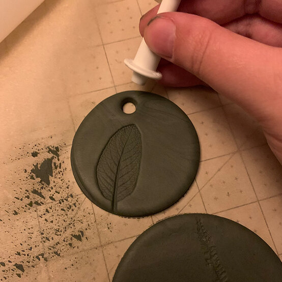 how-to-make-polymer-clay-decorations_step5b.jpg?sw=554&q=85