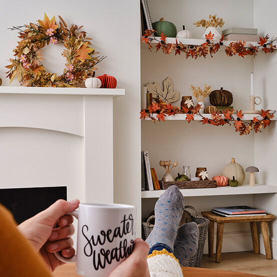 autumn-home-decor-ideas_autumn-florals.jpg?sw=554&q=85