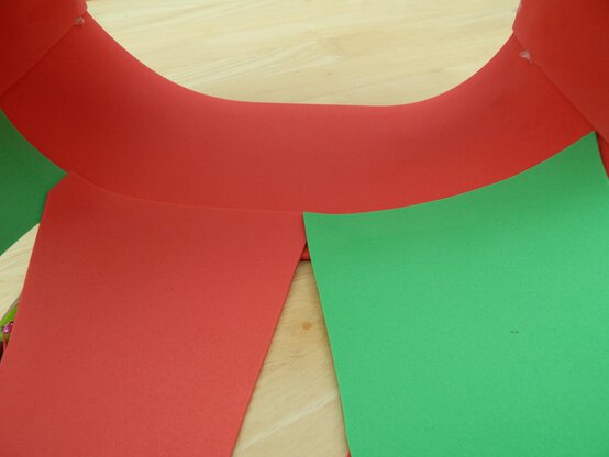 jester-hat-progress-1.jpg?sw=554&q=85