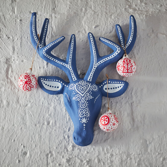 scandi-inspired-stag-head-hero.jpg?sw=554&q=85