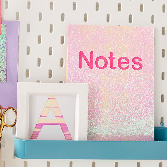 notebook-and-frame.jpg?sw=554&q=85