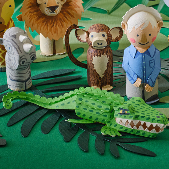 david-attenborough-peg-dolls_2_crocodile.jpg?sw=554&q=85
