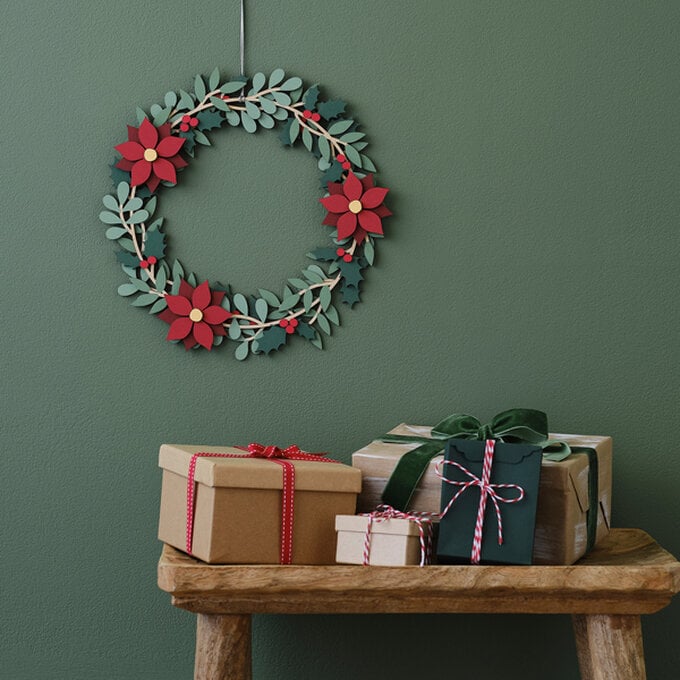 idea_christmas-wreath-ideas_glowforge.jpg?sw=680&q=85