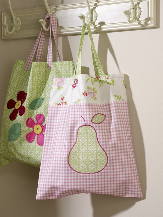 pear-applique.jpg?sw=554&q=85