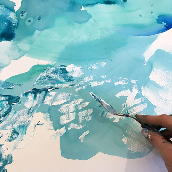 large-scale-abstract-artwork-12.jpg?sw=554&q=85