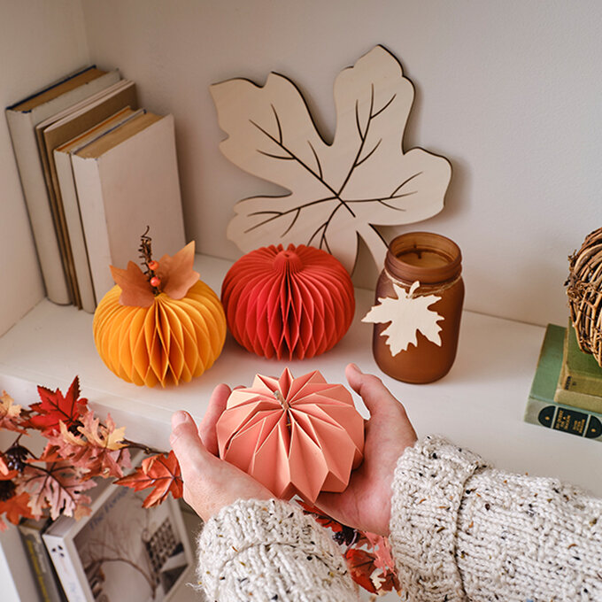 autumn-home-decor-ideas_autumn-paper-pumpkins.jpg?sw=680&q=85